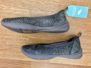 JBU Emma Flat Shoe