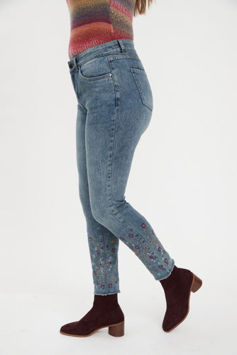 FDJ: Olivia Embroidered Ankle Denim, Powell River, BC