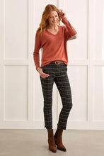 Load image into Gallery viewer, T Colour Blocked V Sweater: Clay or Red
