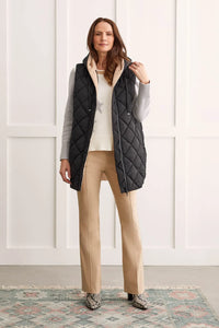 T Diamond Quilted Reversible Puffer Vest: Red, Navy & Black