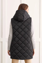 Load image into Gallery viewer, T Diamond Quilted Reversible Puffer Vest: Red, Navy &amp; Black
