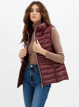 Load image into Gallery viewer, Ultra Light Puffer Vest: 4 colours!
