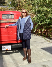 Load image into Gallery viewer, T Diamond Quilted Reversible Puffer Vest: Red, Navy &amp; Black
