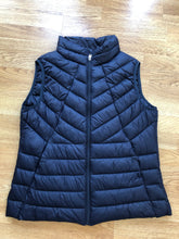 Load image into Gallery viewer, Ultra Light Puffer Vest: 4 colours!
