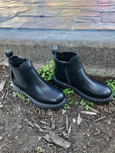 Kayla Ankle Boot : Leather & Waterproof