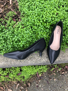 Aliyah Kitten Pumps: 2 Colours