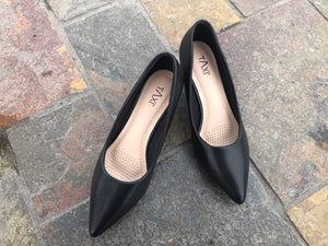 Aliyah Kitten Pumps: 2 Colours