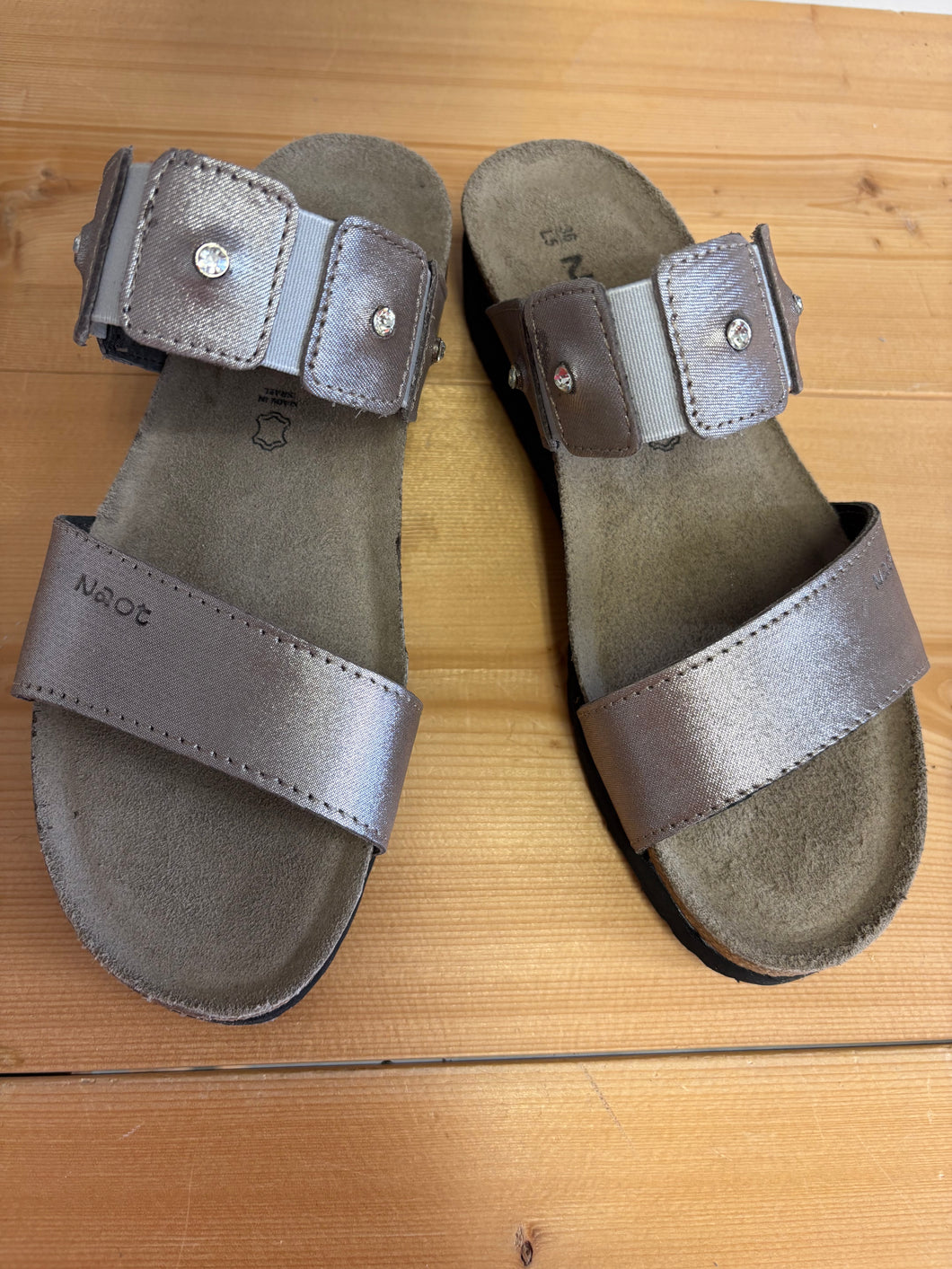 Naot Leather Sandal: Ashley Champagne