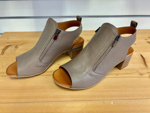 Gia Leather Sandal Taupe