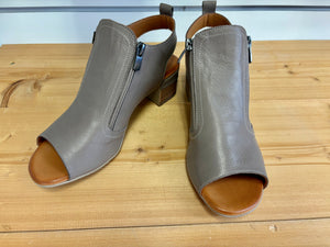 Gia Leather Sandal Taupe