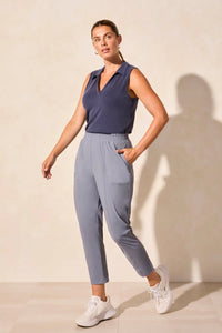 T Four Way Stretch Pull On Capri: Grey, Navy or Black