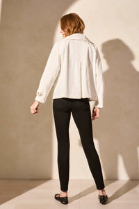 T Twill Jacket with Box Pleat Black: White