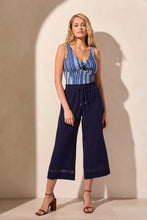 Load image into Gallery viewer, T Cover up Cotton Gauze Crops: White or Navy
