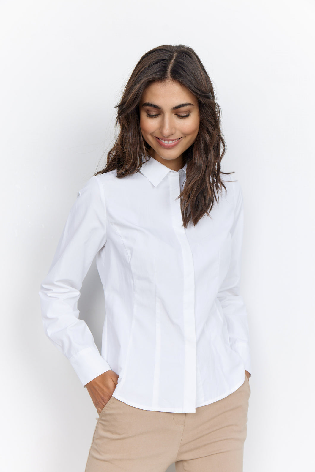 Nettie Crisp White Shirt, Powell River, BC