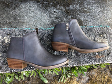 Load image into Gallery viewer, Alexis Ankle Boot GREY
