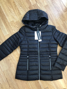 Ultra Light Puffer Jacket: 2 colours
