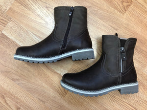 Dakota Brown Boots