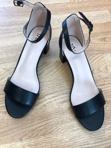 Macy Squared Heel Sandal: 2 colours