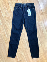 Load image into Gallery viewer, FDJ: Twlight Blue Slim leg Denim: SUZANNE

