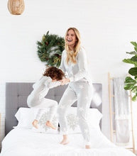 Load image into Gallery viewer, Velvet Touch Star PJ Set

